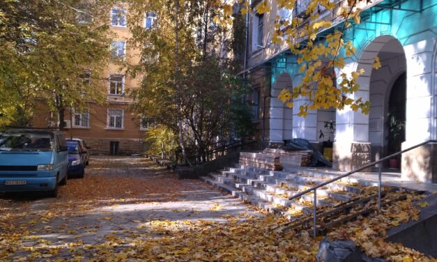 Още за  отзвука и онлайн връзка с межд. конференция на ИАИ, която стартира в сряда – „Агрозона.бг“  и др.